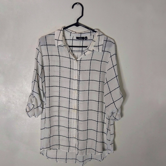Apt. 9 Tops - APT. 9 ESSENTIALS Large Womens Blouse Button-down